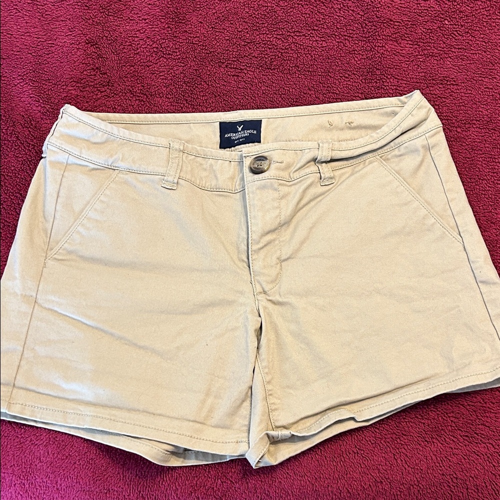 American Eagle Outfitters Women's Beige Cargo Shorts